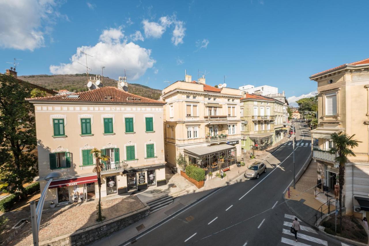 Apartments Villa Devana Opatija Exterior foto