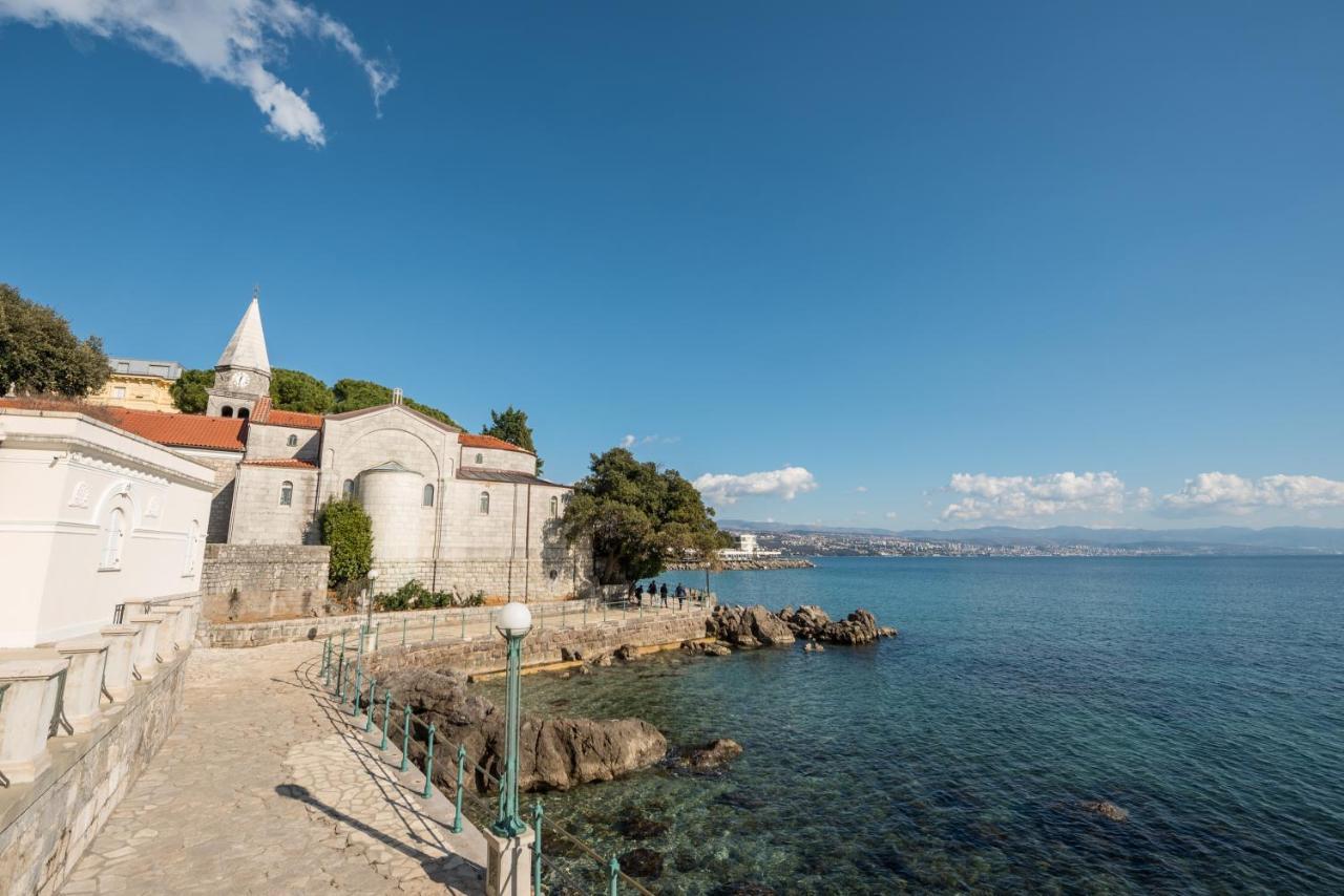 Apartments Villa Devana Opatija Exterior foto